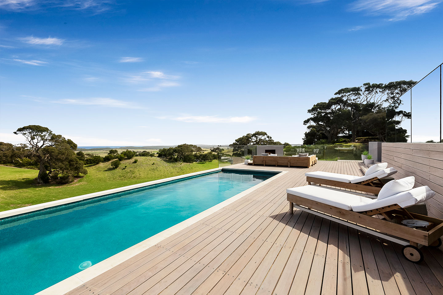 image-4 Large Luxury Villa